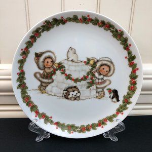 Enesco Vintage 80 Tisha &Kisha Porcelain Collection Christmas Plate Cottagecore